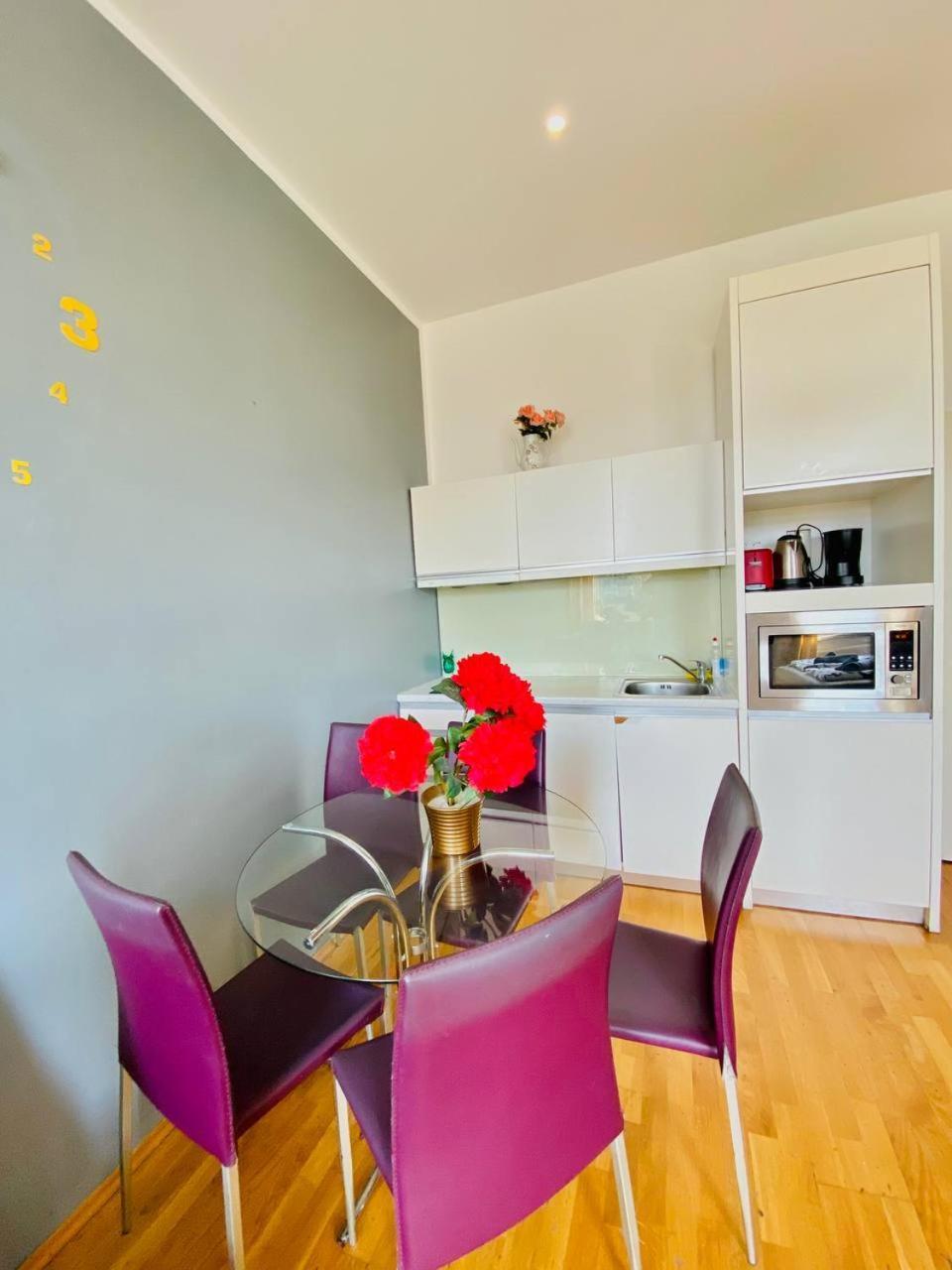 - Brigittenau Area Mm28 Apartment Wien